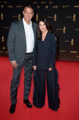 Iris Berben with partner Heiko Kiesow at the German Television Award 2024 ceremony at the MMC Studios Cologne, 25 09 2024 Foto:xF.xKernx xFuturexImagex fernsehpreis_4861