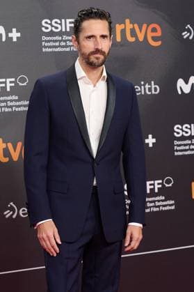 La Habitacion De Al Lado The Room Next Door Premiere - 72nd San Sebastian Film Festival Juan Diego Botto walks the red carpet for the movie La Habitacion de al lado and the Donostia Award for Pedro Almodovar during the 72nd San Sebastian International Film Festival in San Sebastian, Spain, on September 26, 2024. San Sebastian Spain  Copyright: xCOOLMediax originalFilename: coolmedia-notitle240926_npU9n.jpg