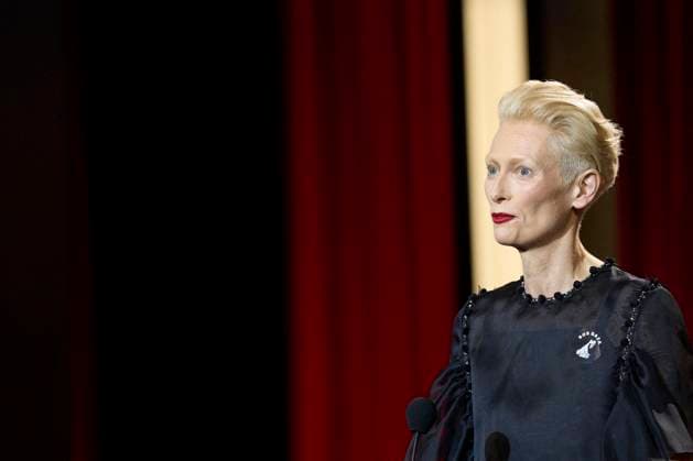 San Sebastian Film Festival - Pedro Almodovar Awarded Tilda Swinton attends the delivery of the Donosti Award to Pedro Almodovar during 72nd San Sebastian International Film Festival at Kursaal Palace on September 26, 2024 in Donostia San Sebastian, Spain Photo by ABACAPRESS.COM San Sebastian Euskadi Spain  Copyright: xABACAx