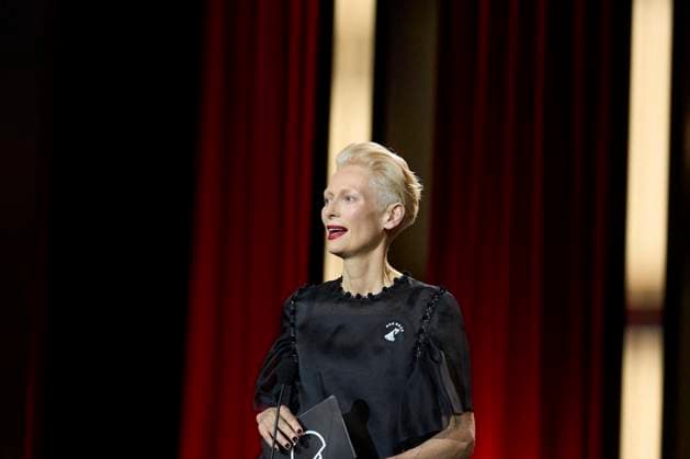 San Sebastian Film Festival - Pedro Almodovar Awarded Tilda Swinton attends the delivery of the Donosti Award to Pedro Almodovar during 72nd San Sebastian International Film Festival at Kursaal Palace on September 26, 2024 in Donostia San Sebastian, Spain Photo by ABACAPRESS.COM San Sebastian Euskadi Spain  Copyright: xABACAx