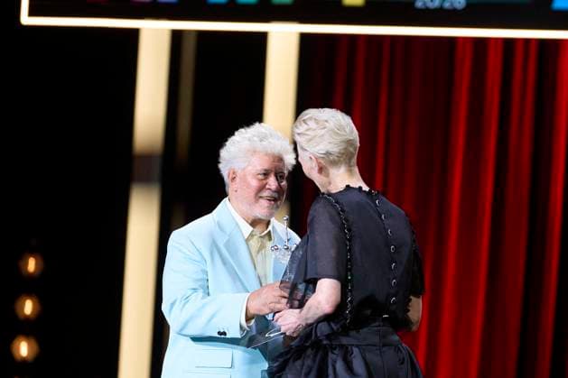 San Sebastian Film Festival - Pedro Almodovar Awarded Tilda Swinton, Pedro Almodovar attends the delivery of the Donosti Award to Pedro Almodovar during 72nd San Sebastian International Film Festival at Kursaal Palace on September 26, 2024 in Donostia San Sebastian, Spain Photo by ABACAPRESS.COM San Sebastian Euskadi Spain  Copyright: xABACAx