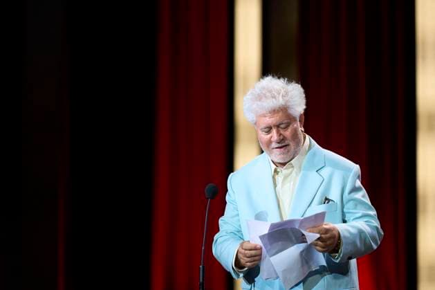 San Sebastian Film Festival - Pedro Almodovar Awarded Pedro Almodovar receives the Donosti Award during 72nd San Sebastian International Film Festival at Kursaal Palace on September 26, 2024 in Donostia San Sebastian, Spain Photo by ABACAPRESS.COM San Sebastian Euskadi Spain  Copyright: xABACAx