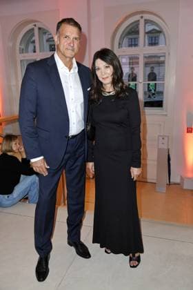 BRIGITTE AWARD 2024 Iris Berben and husband Heiko Kiesow at the BRIGITTE AWARD 2024 at the Bertelsmann Representative Office in Berlin Copyright: xEventpressxBerndtx
