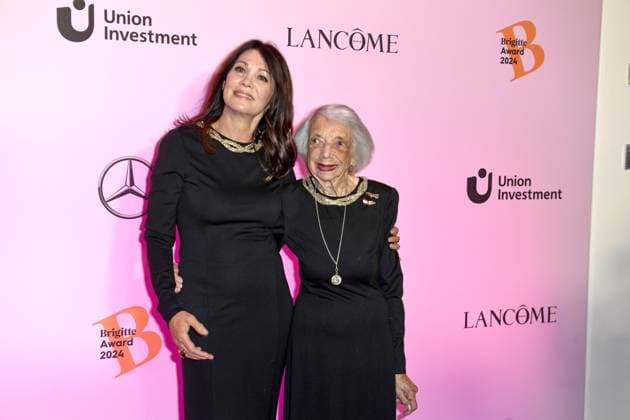 BRIGITTE AWARD 2024 Iris Berben and Margot Friedländer at the BRIGITTE AWARD 2024 at the Bertelsmann Representative Office in Berlin Copyright: xEventpressxBerndtx