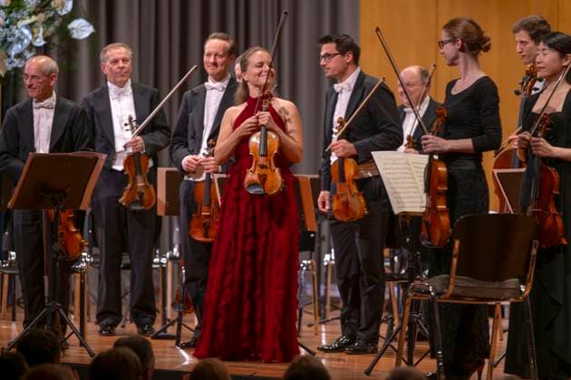 27 09 2024, International Festival of Classical Music Festival of Nations 2024, at the Kurhaus Bad Wörishofen in Unterallgäu, festival opening with Julia Fischer violin Andrey Boreyko, conductor of the Vienna Symphony Orchestra 27 09 2024, Classical Music Festival Bad Wörishofen 27 09 2024, Classical Music Festival Bad Wörishofen