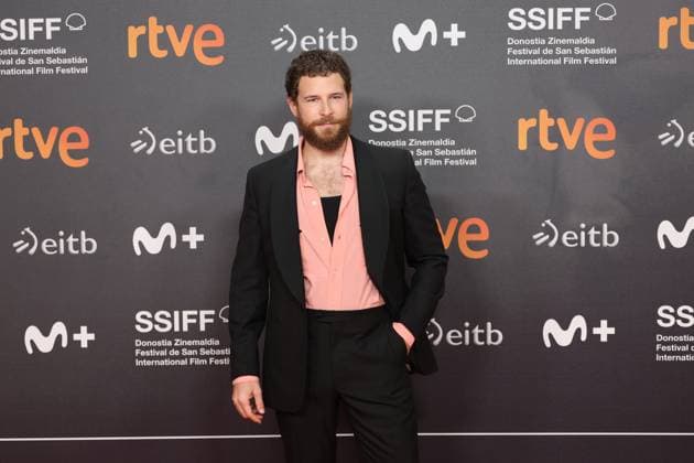 Closing Gala of the 72nd edition of the San Sebastian Festival Álvaro Cervantes attends the Closing Gala of the San Sebastian Festival, at the Palacio de Congresos Kursaal, on September 28th, 2024, in San Sebastian, Guipuzcoa, Basque Country Spain Today marks the closing of the 72nd edition of the San Sebastian Festival, which included a total of 254 titles, 172 feature films, 4 medium-length films, 73 short films and 5 series from 53 countries, selected from a total of 4,813 films screened 28 SEPTEMBER 2024 Raú San Sebastian, Guipuzcoa Pais V San Sebastian, Guipuzcoa Pais V Spain Copyright: xRaulxTerrelx 6245216