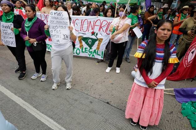 Global Day Of Action In Favour Of Legal, Free, Safe And Free Abortion In Mexico And Latin America Various feminist collectives march in Mexico City, Mexico, on September 28, 2024, from various points to the capital s Zocalo to mark the Global Day of Action in favor of legal, free, safe, and accessible abortion in Mexico and Latin America. Mexico City Mexico City Mexico  Copyright: xGerardoxVieyrax originalFilename: vieyra-notitle240928_nplKe.jpg
