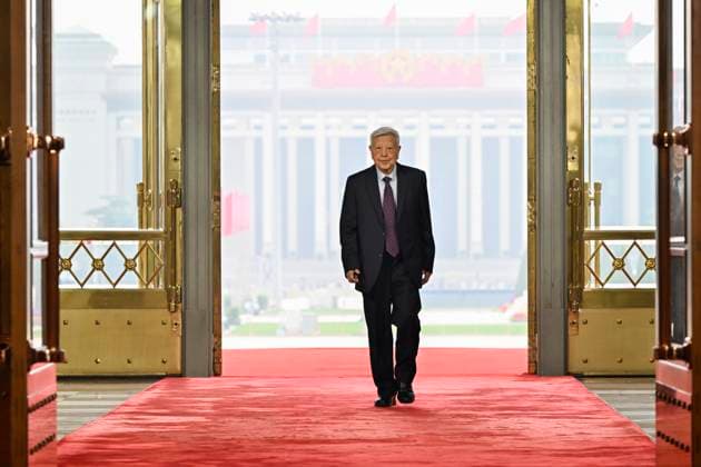 (240929) -- BEIJING, Sept. 29, 2024 -- Zhao Zhongxian, a recipient of the title of People s Scientist, arrives at the Great Hall of the People in Beijing, capital of China, Sept. 29, 2024. China held a high-profile ceremony on Sunday morning to award the highest state honors ahead of the 75th founding anniversary of the People s Republic of China. ) (FOCUS)CHINA-BEIJING-HIGHEST STATE HONORS-CEREMONY (CN) YinxBogu 