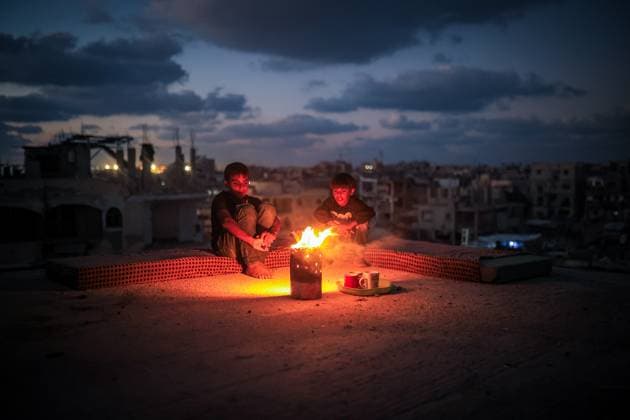 News Themen der Woche KW39 News Bilder des Tages September 29, 2024, Gaza, Gaza, Palestine: Daily life in the city of Khan Yunis, south of the Gaza Strip, on September 29, 2024. Gaza Palestine - ZUMAa249 20240929_znp_a249_008 Copyright: xSaherxAlghorrax