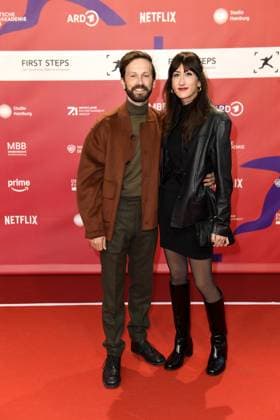FIRST STEPS 2024 award ceremony Franz Dinda with his wife Elise Dinda at the FIRST STEPS 2024 award ceremony at the Theater des Westens in Berlin Copyright: xEventpressxBerndtx