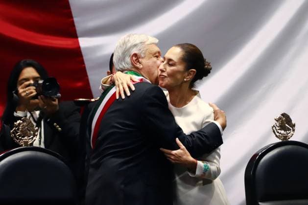 Mexico s incoming President Claudia Sheinbaum Pardo (R) and outgoing President (L) Andro s Manuel LoÂ³pez Obrador during the inauguration ceremony at the Congress of the Union. on October 1, 2024 in Mexico City, Mexico. Mexico City Mexico - ZUMAe321 20241001_zia_e321_011 Copyright: xCarlosxSantiagox