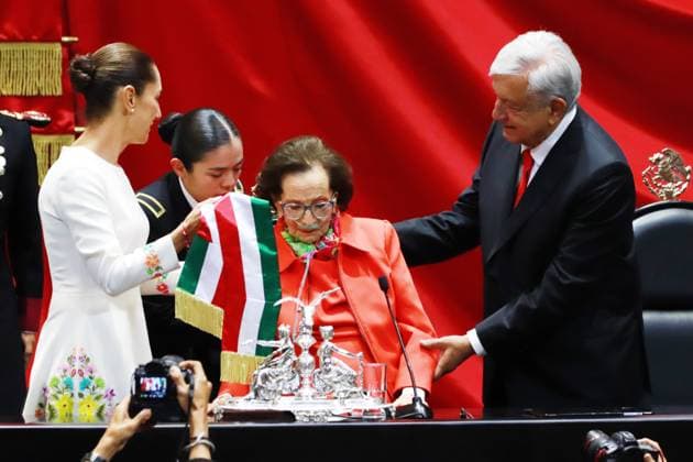 Outgoing President Andres Manuel Lopez Obrador and President of the Chamber of Deputies Ifigenia MartoÂ­nez during the symbolic act of handing over the presidential sash to Claudia Sheinbaum Pardo as the new female president of Mexico during the inauguration ceremony at the Congress of the Union. on October 1, 2024 in Mexico City, Mexico. Mexico City Mexico - ZUMAe321 20241001_zia_e321_036 Copyright: xCarlosxSantiagox
