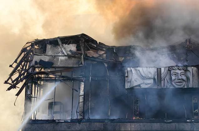 RUSSIA, KHABAROVSK - OCTOBER 3, 2024: Battling a fire broken out at the Khabarosvk Territory Music Theatre. Sergei Ivanov TASS  74626767