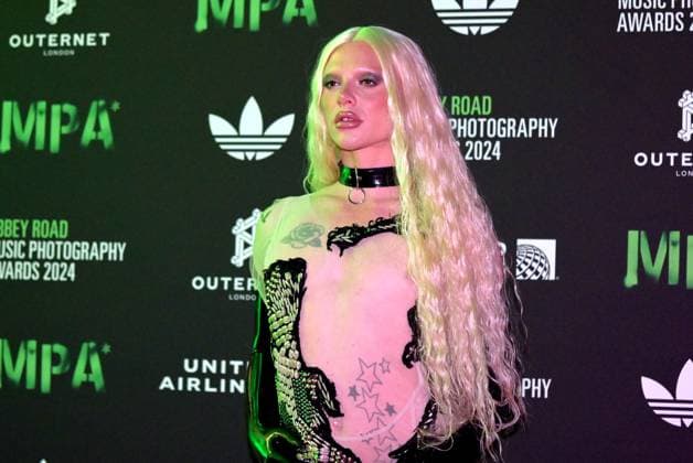 Abbey Road Music Photography Awards 2024- Arrivals Abbey Road Arrivals for the Music Photography Awards 2024 Featuring: Arrivals Where: London, United Kingdom When: 03 Oct 2024 Credit: Laura Rose WENN London United Kingdom Copyright: xLauraxRose WENNx wenn40043340 Thepinkrosephotographyltdx wenn40043340