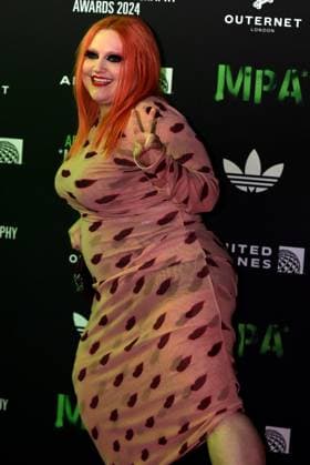 Entertainment Themen der Woche KW40 Entertainment Bilder des Tages Abbey Road Music Photography Awards 2024- Arrivals Abbey Road Arrivals for the Music Photography Awards 2024 Featuring: Arrivals, Beth Ditto Where: London, United Kingdom When: 03 Oct 2024 Credit: Laura Rose WENN London United Kingdom Copyright: xLauraxRose WENNx wenn40043362 Thepinkrosephotographyltdx wenn40043362