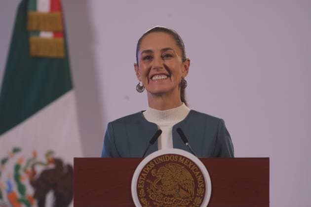 Claudia Sheinbaum Pardo, Mexico s first female president, speaking during a press conference, where she mentioned an upcoming meeting with the parents of the 43 normalistas of Ayotzinapa and the realization of a primer on equal pay for men and women at the National Palace. Mexico City Mexico - ZUMAe321 20241003_zia_e321_018 Copyright: xIanxRoblesx