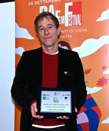 Entertainment Bilder des Tages Busto Arsizio,Italy Bertrand Bonello Director of the Year Award BAFF 2024 Busto Arsizio,Italy Baff 2024 Bertrand Bonello BAFF Director of the Year Award 2024 at the BAFF BA Film Festival In the photo:Bertrand Bonello BAFF Director of the Year Award Bust A Italy  Copyright: xIPA ABACAx