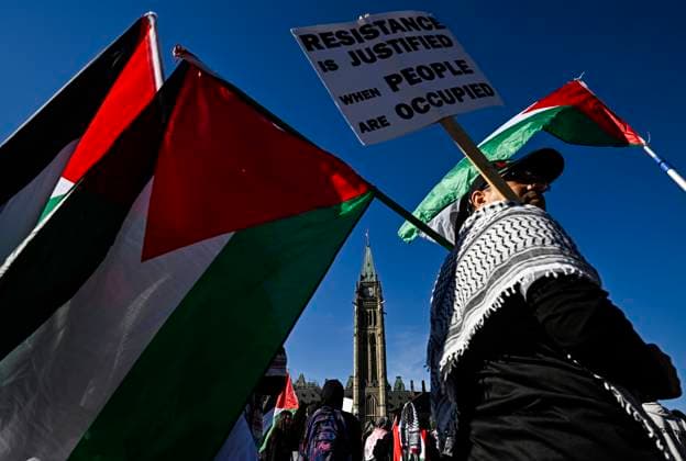 October 5, 2024, Ottawa, On, CAN: Pro-Palestine demonstrators take part in a rally on Parliament Hill in Ottawa, on Saturday, Oct. 5, 2024. Ottawa CAN  - ZUMAc35_ 20241005_zaf_c35_107 Copyright: xJustinxTangx
