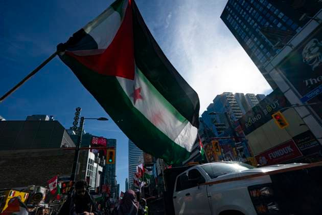 October 5, 2024, Toronto, On, Canada: People protest in support of Palestine in Toronto on Saturday, October 5, 2024. Toronto Canada  - ZUMAc35_ 20241005_zaf_c35_109 Copyright: xArlynxMcadoreyx
