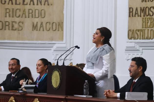 Clara Brugada Molina, speaking during the swearing-in ceremony as Mexico City Head of Government at the Congress of Mexico City. on October 5, 2024 in Mexico City, Mexico. Mexico City Mexico - ZUMAe321 20241005_zia_e321_058 Copyright: xCarlosxSantiagox