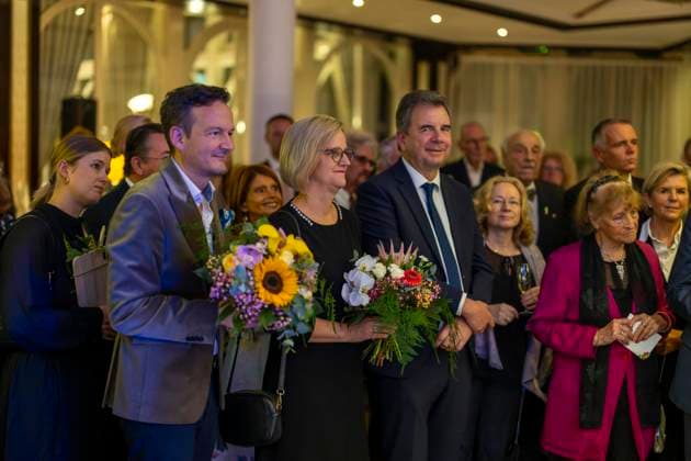 06 10 2024, International Classical Music Festival Festival of Nations 2024, after the concert in the Kurhaus with singer Rolando Villazon Tenor the After Show Party in the Hotell Tanneck from left Peter Wachler MdL , Mr. and Mrs. Mayor Welzel Bad Wörishofen 06 10 2024, Classical Music Festival Bad Wörishofen 06 10 2024, Classical Music Festival Bad Wörishofen