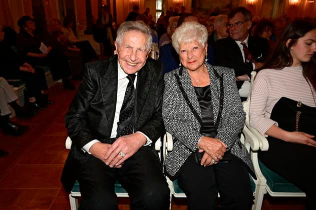 Otfried Laur with his wife Reni at the gala of the European Cultural Workshop EKW Ein Lied geht um die Welt and the presentation of the Prince of Prussia Prize 2024 to Armin Mueller Stahl at the Konzerthaus am Gendarmenmarkt Berlin, 06 10 2024 Foto:xM.xWehnertx xFuturexImagex gala_konzerthaus_4167