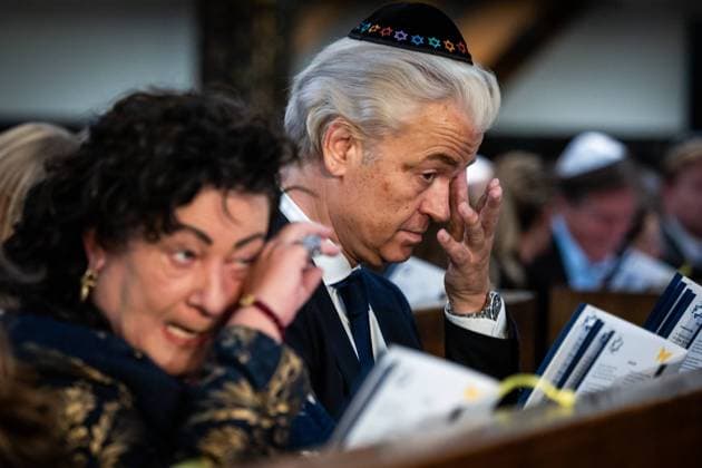 Bilder des Jahres 2024, News 10 Oktober News Themen der Woche KW41 News Bilder des Tages AMSTERDAM - (l-r) Caroline van der Plas, Geert Wilders at the official commemoration in the Netherlands of Hamas terror attack on Israel. Since Hamas Oct. 7, 2023 attack on Israel, it has been war in the Gaza Strip. ANP ROBIN VAN LONKHUIJSEN netherlands out - belgium out  Copyright: xx x510345044x originalFilename: 510345044.jpg