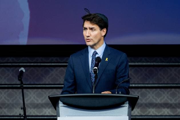 Kanada, Justin Trudeau am Jahrestag des Terrorangriffs der Hamas auf Israel in Ottawa October 7, 2024, Ottawa, On, Canada: Prime Minister Justin Trudeau delivers remarks during a commemorative event in solidarity with Jewish community members on the anniversary of the Oct. 7 hostilities in Ottawa, on Monday, Oct. 7, 2024. Ottawa Canada  - ZUMAc35_ 20241007_zaf_c35_097 Copyright: xSpencerxColbyx