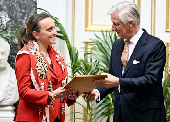 Professor Veronique Van Speybroeck and King Philippe - Filip of Belgium pictured during a ceremony to award the Francqui-Collen Prize scientific awards for 2024, Tuesday 08 October 2024 in Brussels. The scientific prize, which is often referred to as the Belgian Nobel Prize , is awarded by The Francqui Foundation and is worth 250.000 euros. The King awards the Prix Francqui 2024 in Exact Sciences to Professor Van Speybroeck of Ghent University. Van Speybroeck receives the award for her work on the computational modeling of catalytic processes in nanoporous materials.  ERICxLALMAND 102145064