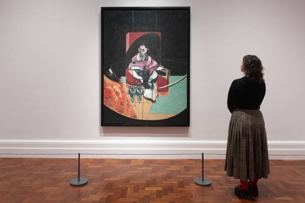 Francis Bacon: Human Presence Photo Call at National Portrait Gallery, London A staff member views Study for Portrait (with Two Owls), 1963 by Francis Bacon as part of The National Portrait Gallery s Francis Bacon: Human Presence Exhibition which runs from 10 Octoberl 2024 - 19 Jan 2025 at National Portrait Gallery in London, England, UK on Wednesday 9 October, 2024., Credit:Justin Ng Avalon UK, England, London, National Portrait Gallery  Copyright: xJustinxNgx xAvalonx 0918623959