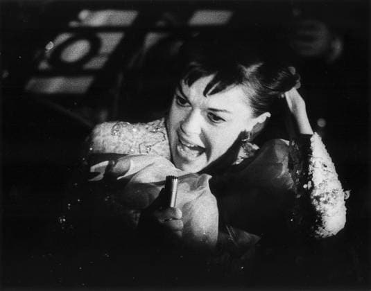 Judy Garland Konsert pa Kronprinsen i Malmö mars 1969 Garland Judy sangerska USA Scen 1969 Malmö Hotell & Restauranger Kronprinsen Malmö sp_sw x2503x *** Judy Garland Concert at Kronprinsen in Malmö March 1969 Garland Judy singer USA Stage 1969 Malmö Hotel Restaurants Kronprinsen Malmö sp sw x2503x  Copyright: xOlaxSvenssonx xSydsvenskanx xIBLxBildbyrax