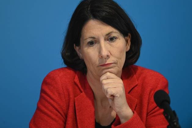 Daniela SCHMITT, FDP, Verkehrsministerin Rheinland-Pfalz, Ministerin fuer Wirtschaft, Verkehr, Landwirtschaft und Weinbau Rheinland-Pfalz, bei der Verkehrsministerkonferenz Nordrhein-Westfalen 2023 2024, Duisburg am 10.10.2024, *** Daniela SCHMITT, FDP, Minister of Transport Rhineland-Palatinate, Minister for Economic Affairs, Transport, Agriculture and Viticulture Rhineland-Palatinate, at the North Rhine-Westphalia Transport Ministers Conference 2023 2024, Duisburg on 10 10 2024,