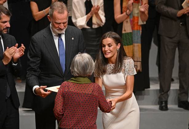 Presentation of the National Culture Awards 2022 and 2023 The King Felipe and Queen Letizia preside over the presentation of the National Culture Awards 2022 and 2023 at the National Museum of Art Reina Sofia, on October 10, 2024, in Madrid Spain These awards express the recognition of society for the contribution to the enrichment of the Cultural Heritage of Spain PREMIOS GENTE José Madrid Madrid Madrid Spain  Copyright: xJosÃ xOlivax 6269237