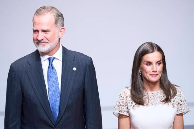 10-10-2024 Madrid Queen Letizia and King Felipe attend the award ceremony of the 2022 and 2023 national culture awards at the Museo Nacional de Arte in Madrid. No Spain Â  Copyright: xPPEx