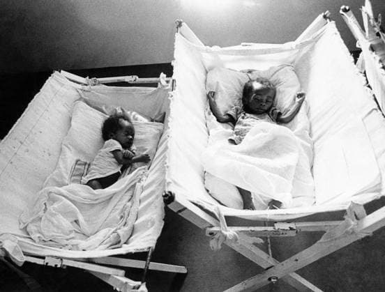 BIAFRA 1968-12-26. Hungersnöd i Biafra i samband med Biafrakriget. Undernärda barn. Biafra Nigeria x53x *** BIAFRA 1968 12 26 Famine in Biafra during the Biafran war Malnourished children Biafra Nigeria x53x  Copyright: xSven-ErikxSjöberg DN TTx HUNGERSNÖD BIAFRA