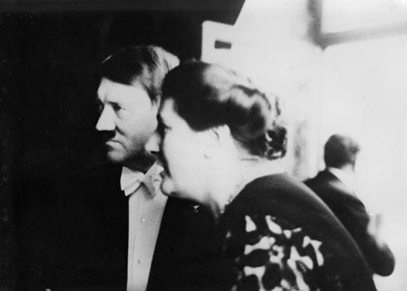 Orig. caption... DER FÜHRER BEI DEN FESTSPIELEN IN BAYREUTH Im Beisein des Führers began die diesjährigen Festspiele in Bayreuth. Der Führer uns Frau Winifred Wagner im Festspielhaus. Note CD81 persons: Adolf Hitler ;Winifred Wagner sites: GERMANY ;BEYREUTH sp_sw x5600x *** Orig caption DER FÜHRER BEI DEN FESTSPIELEN IN BAYREUTH In the presence of the Führer, this years Bayreuth Festival began The Führer and Mrs. Winifred Wagner in the Festival Hall Note CD81 persons Adolf Hitler Winifred Wagner sites GERMANY BEYREUTH sp sw x5600x  Copyright: xXxXxXx HITLER IN BAYREUTH