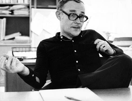 ÄLMHULT 1973-05-08 IKEA:s direktör Ingvar Kamprad pa sitt kontor i Älmhult 1973. ÄLMHULT SVERIGE x30x *** ÄLMHULT 1973 05 08 IKEAs director Ingvar Kamprad at his office in Älmhult 1973 ÄLMHULT SWEDEN x30x  Copyright: xOLLExKARUDx xTTx INGVAR KAMPRAD 1973