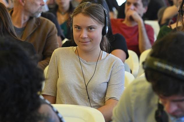 Bilder des Jahres 2024, News 10 Oktober News Themen der Woche KW41 News Bilder des Tages Greta Thunberg at the former GKN Automotive factory, to talk about social and climate justice Do we need the general states of climate and social justice? , this is the title of the assembly in the occupied GKN plant in Campi Bisenzio. Also present was the Swedish activist Greta Thunberg who took up the challenge launched by the workers of the former GKN: to convert the factory from the production of transmission components for the automotive industry to the manufacture of technologies useful for the ecological transition, such as photovoltaic panels and electric batteries.Campi Bisenzio, Florence, Italy, 12 October 2024, Credit:Aleandro Biagianti Avalon Italy, Florence  Copyright: xAleandroxBiagiantix xAvalonx 0920073382
