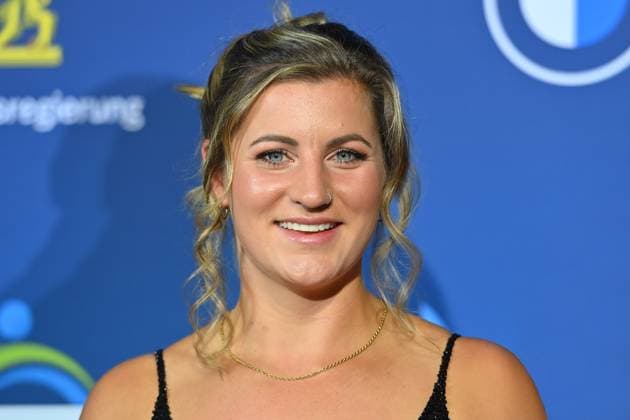 Ramona HOFMEISTER, single image,cropped single motif,portrait,portrait,portrait Bavarian Sports Award 2024 at BMW Welt, Red Carpet,Red Carpet on 12 10 2024