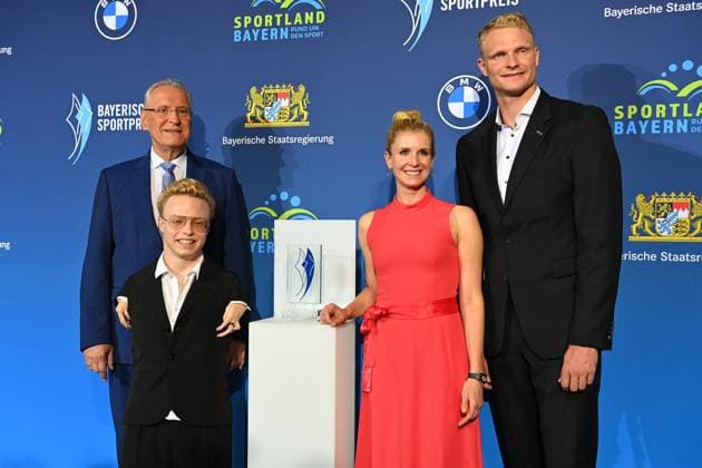 from left Joachim HERRMANN Bavarian Minister of the Interior, Josia Topf, Jessica von Bredow Werndl, Oliver Zeidler Bavarian Sports Award 2024 at BMW Welt, Red Carpet on 12 10 2024