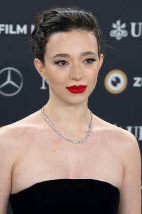 Vivienne Oesch at the award ceremony at the 20 Zurich Film Festival 2024 at Zurich Opera House, 12 10 2024 Foto:xA.xRaemyx xFuturexImagex award_night_4051