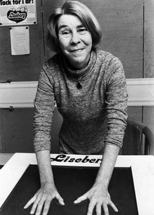 Göteborg 1978-11-14 Författarinnan till Mumintrollen Tove Jansson hann med att lämna sina handavtryck pa Liseberg samt att läsa sagor för barnen i Stadsbibliotekets hörsal *** Local Caption *** GP x2524x *** Gothenburg 1978 11 14 Tove Jansson, author of the Moomins, had time to leave her handprints at Liseberg and to read fairy tales to the children in the City Librarys auditorium Local Caption GP x2524x  Copyright: xKamerareportage TTx