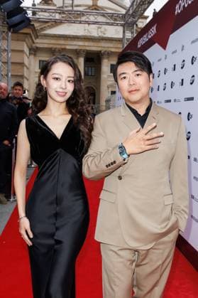 Award Opus Klassik 2024 Gina Alice Redlinger and Lang Lang at the presentation of the Opus Klassik Award 2024 at the Konzerthaus Berlin on 13 10 2024 in Berlin Copyright: xEventpressxKochanx