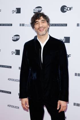 Award Opus Klassik 2024 Avi Avital at the presentation of the Opus Klassik Award 2024 at the Konzerthaus Berlin on 13 10 2024 in Berlin Copyright: xEventpressxKochanx