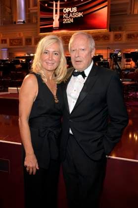 Axel Milberg with his wife Judith Milberg at the Opus Klassik 2024 award ceremony at the Konzerthaus am Gendarmenmarkt Berlin, 13 10 2024 Foto:xF.xKernx xFuturexImagex opus2024_4114