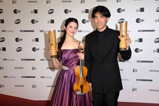 Maria Duenas and Bruce Liu at the Opus Klassik 2024 award ceremony at the Konzerthaus am Gendarmenmarkt Berlin, 13 10 2024 Foto:xF.xKernx xFuturexImagex opus2024_4153