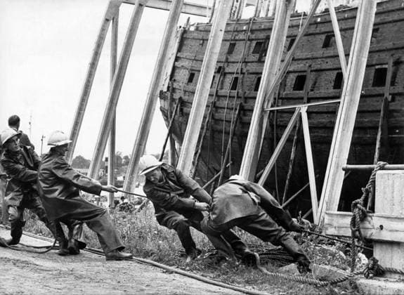 STOCKHOLM 1961 07 27 Salvage of the royal ship Vasa STOCKHOLM SWEDEN x192x  Copyright: xExpressen TTx REGALSKEPPET VASA BÄRGAS