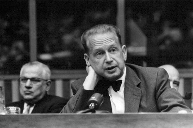New York 1956 06 22 UN Secretary-General Dag Hammarskjöld photographed at a press conference at the United Nations in New York New York Sweden x12014x  Copyright: xSvD TTx DAG HAMMARSKJÖLD