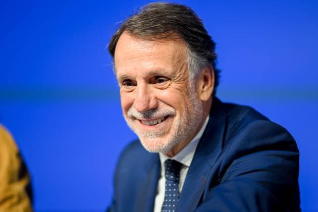 The Planeta Prize Jury holds a press conference one day before the 73rd edition of the Planeta Prize The president of Grupo Planeta, José Creuheras, during a press conference one day before the 73rd edition of the Planeta Prize is awarded at La Llotja de Mar, on October 14, 2024, in Barcelona, Catalonia Spain Tomorrow the 73rd edition of the Planeta Prize will be awarded, The new additions to the jury are the writer Luz Gabás, winner in 2022, and the academic Eva Giner 14 OCTOBER 2024 PLANETA PRIZE PRESS CONFERENCE BARCELONA CATALUNYA Lorena Sopê Barcelona Catalunya Catalunya Barcelona Catalunya Espana  Copyright: xLorenaxSopÃªnax 6274383