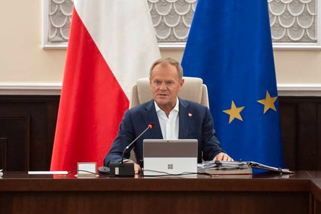 News Bilder des Tages 14.10.2024 WARSZAWA POSIEDZENIE RADY MINISTROW 14 10 2024 WARSAW EVENING MEETING OF THE GOVERNMENT OF THE REPUBLIC OF POLAND. COUNCIL OF MINISTERS N Z PREMIER DONALD TUSK FOT GRZEGORZ KRZYZEWSKI FOTONEWS NEWSPIX.PL --- Newspix.pl  20241014FNGK046
